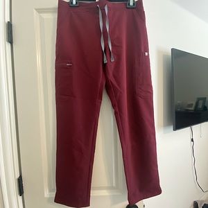 Figs Yola Skinny Scrub Pants. Size: Small Petite. Color: Burgundy